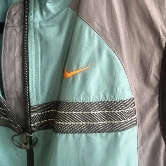 Nike Vintage White Label Gray Teal Windbreaker Running Vest Unisex Size Medium - Picture 8 of 9